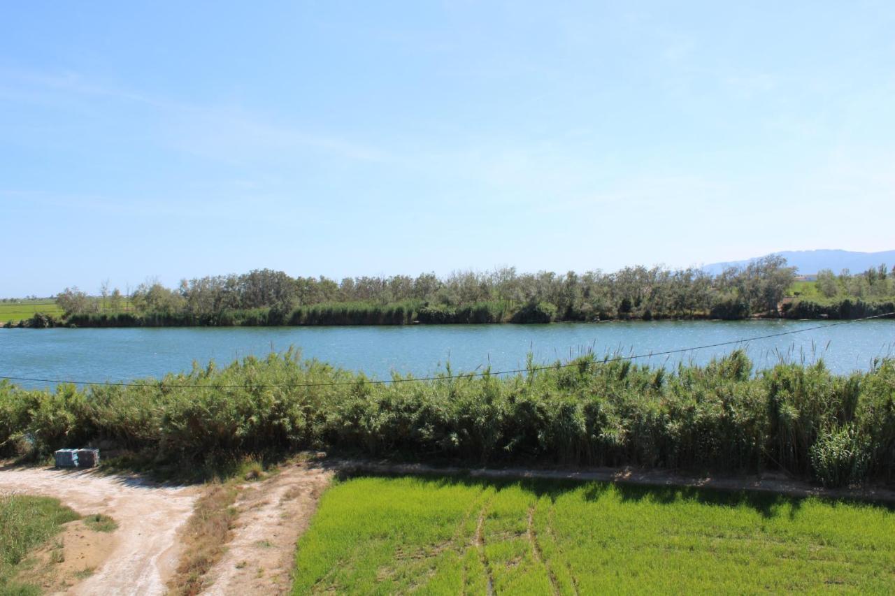Villa De L'Ebre Deltebre Extérieur photo